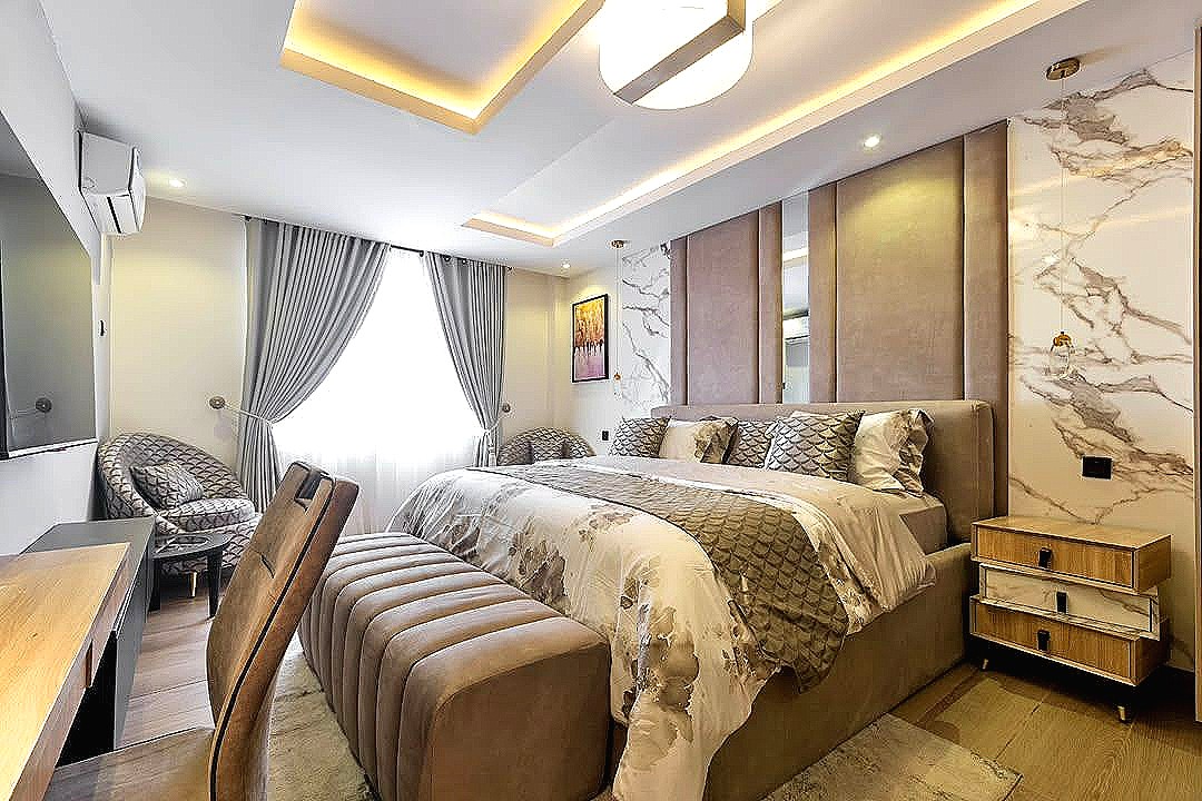 Spacious 3 Bedroom Stay with Water View in Lekki Phase 1 — photo 3